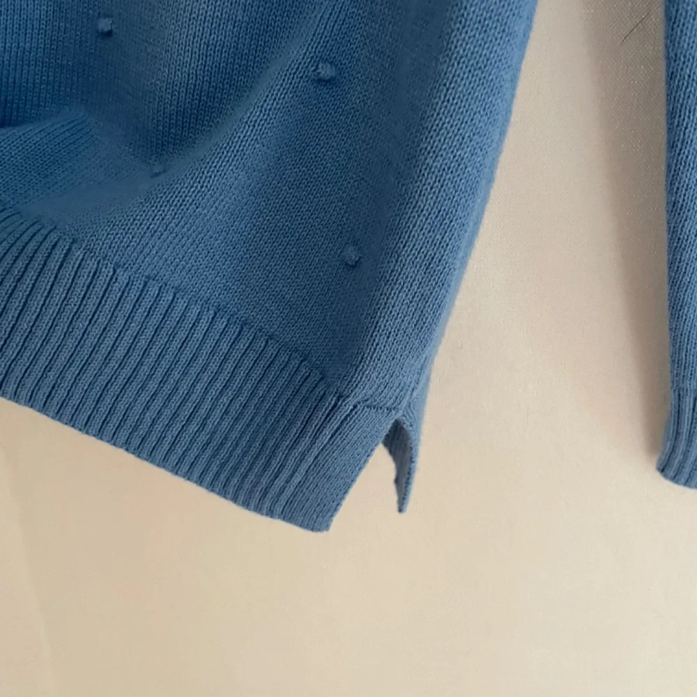 TALBOTS Medium Blue 100% Cotton Clip Dot Sweater Long Sleeve Crew Neck